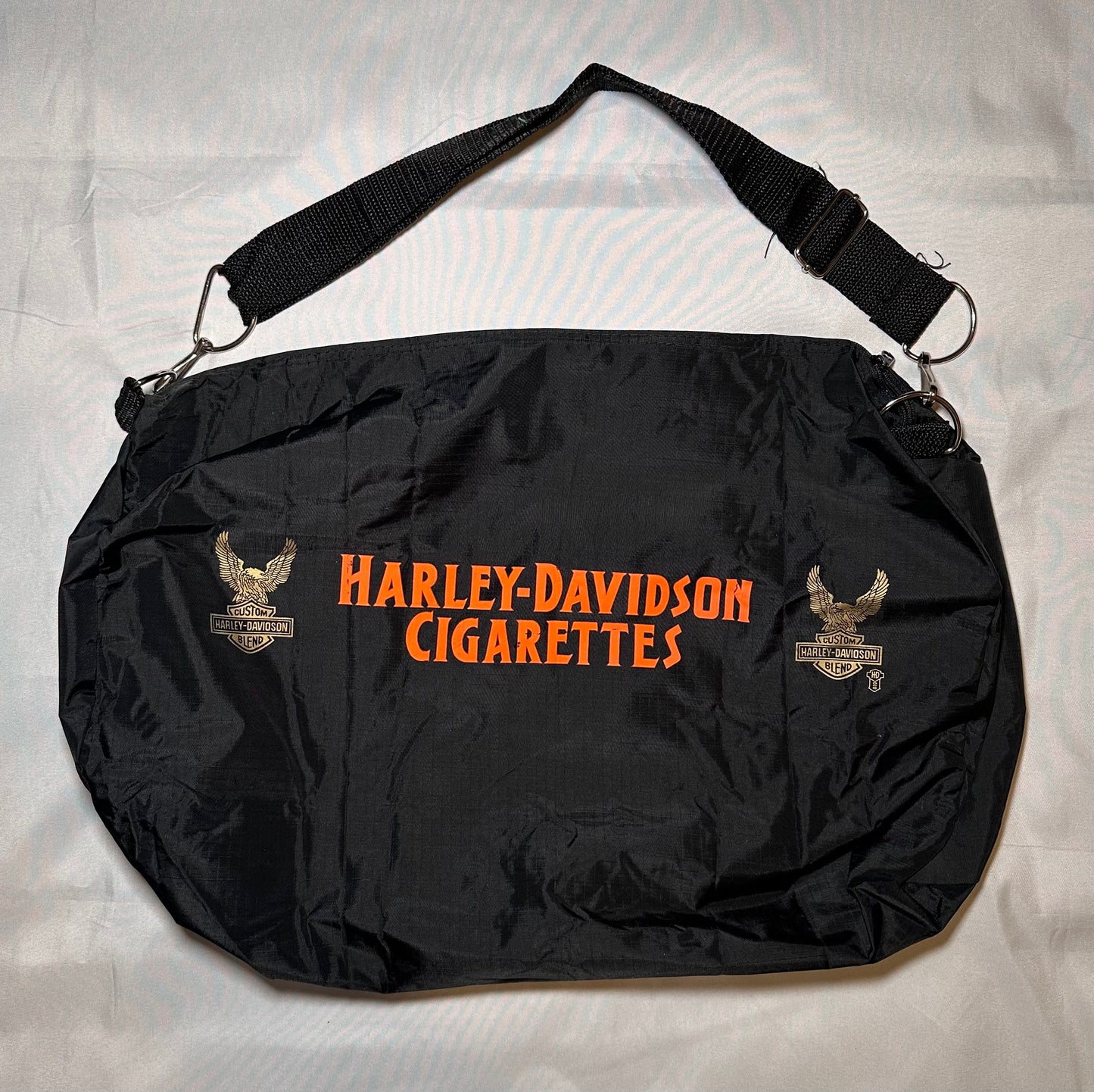 HD Cigarettes Duffle