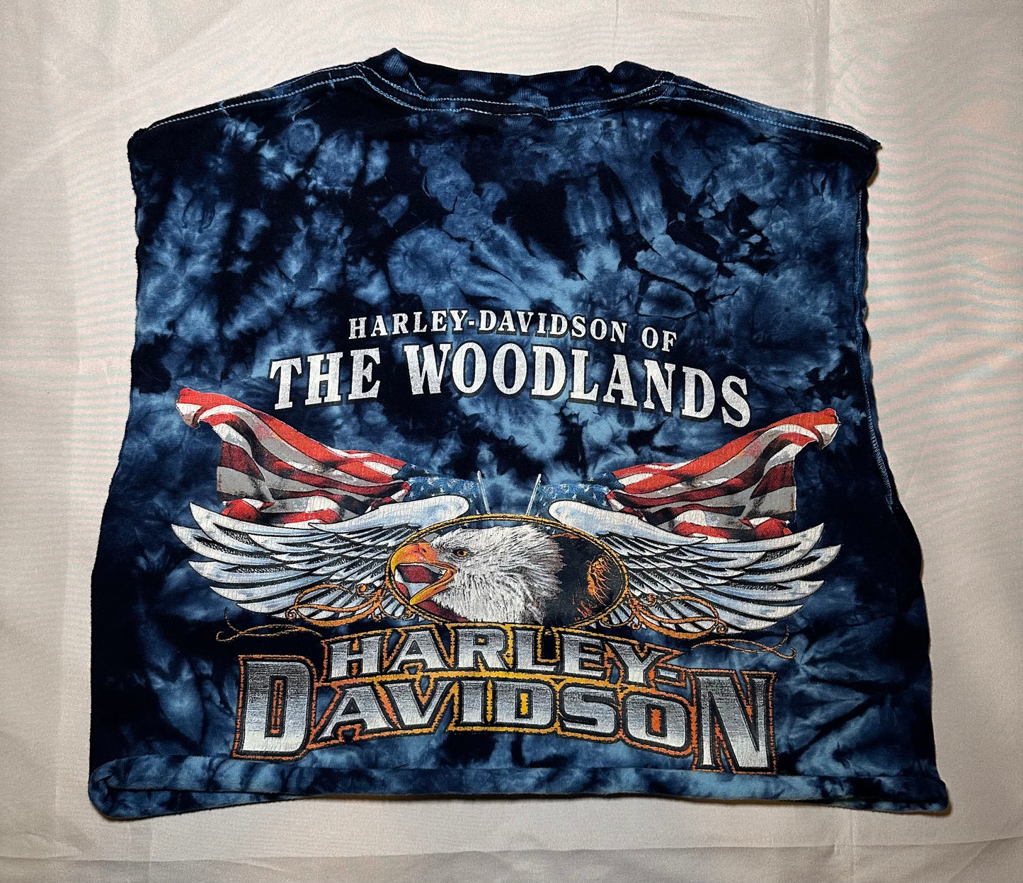 The Woodlands HD Crop T