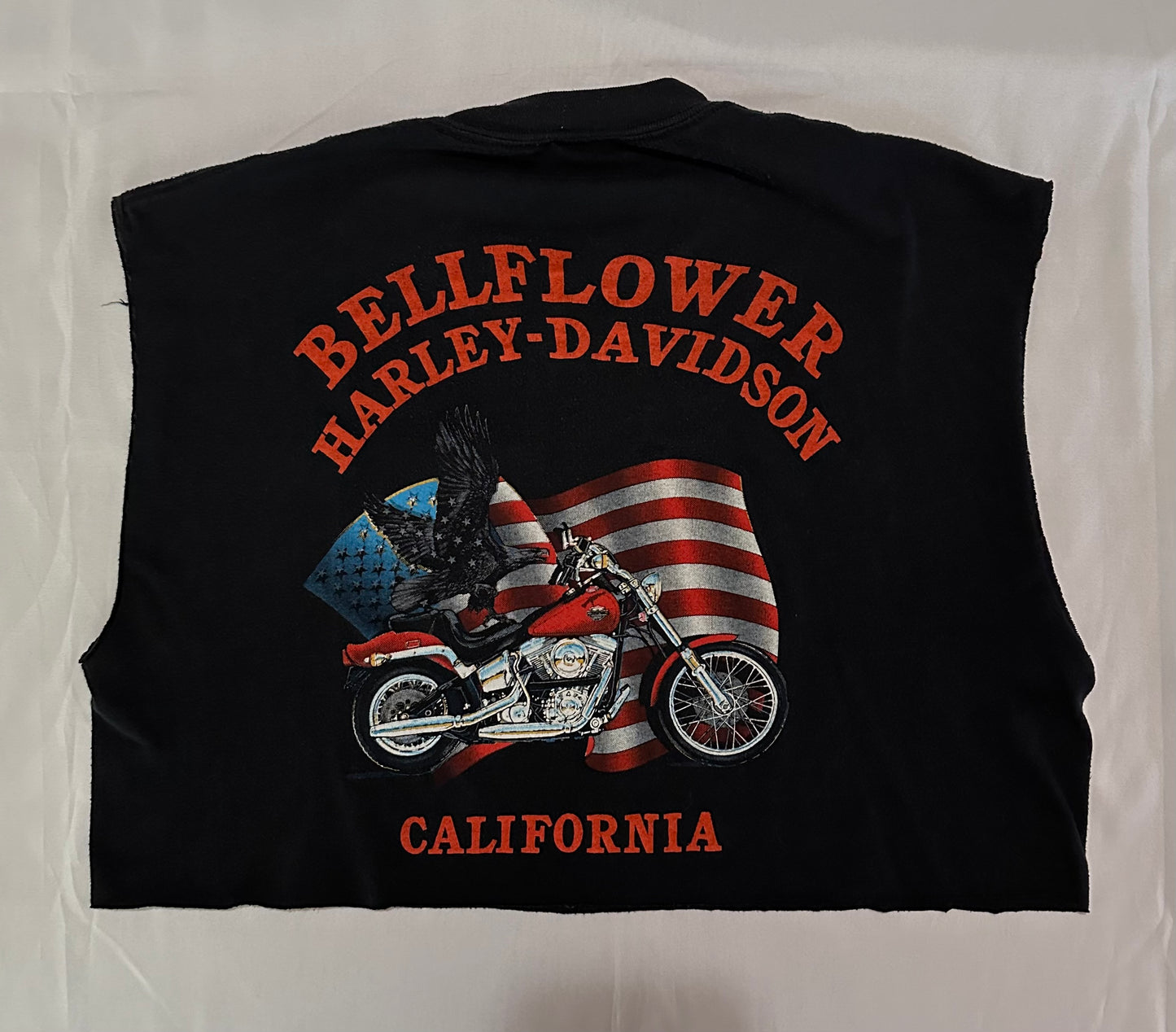 Bellflower HD Crop T