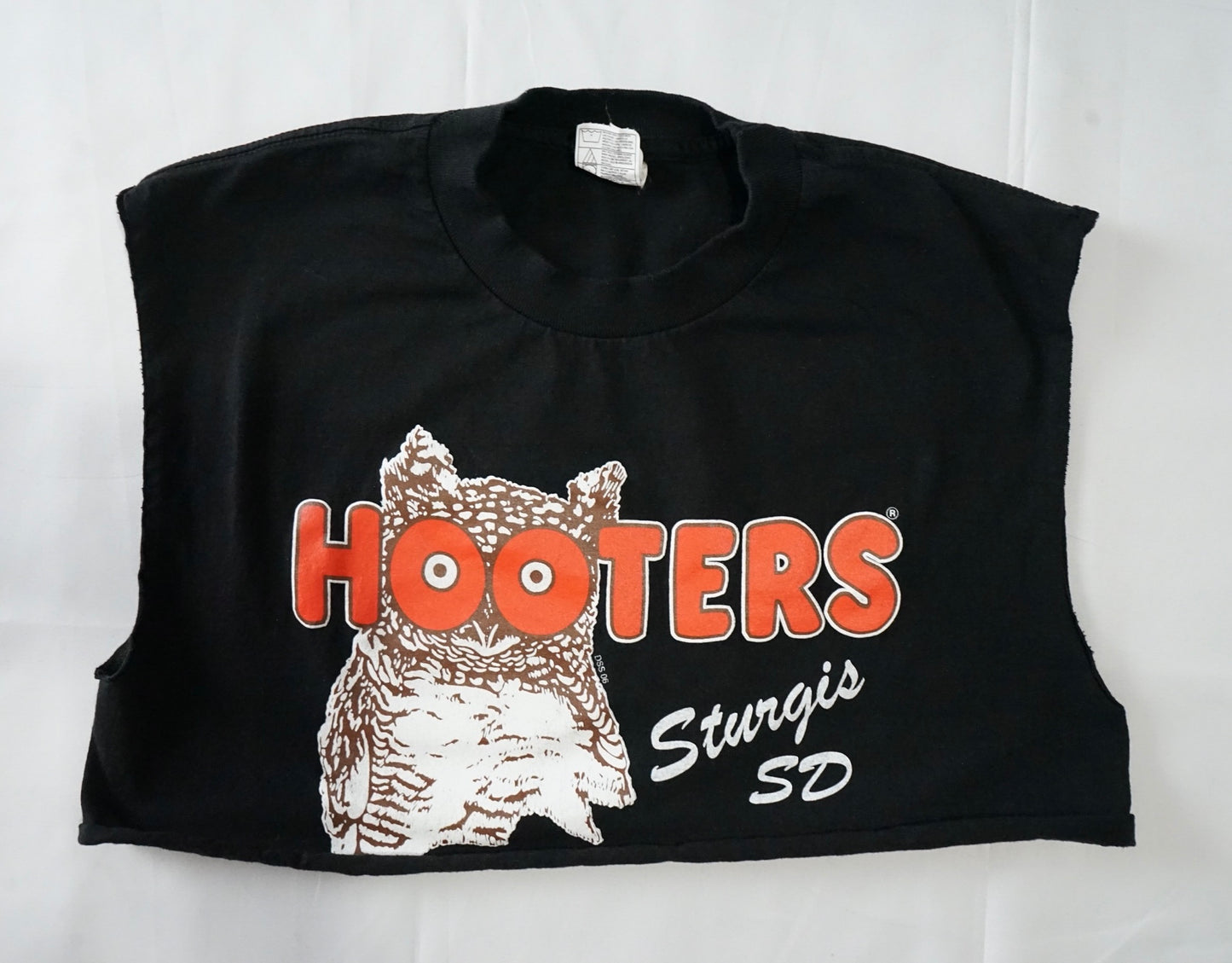 Hooters Sturgis Crop Tee