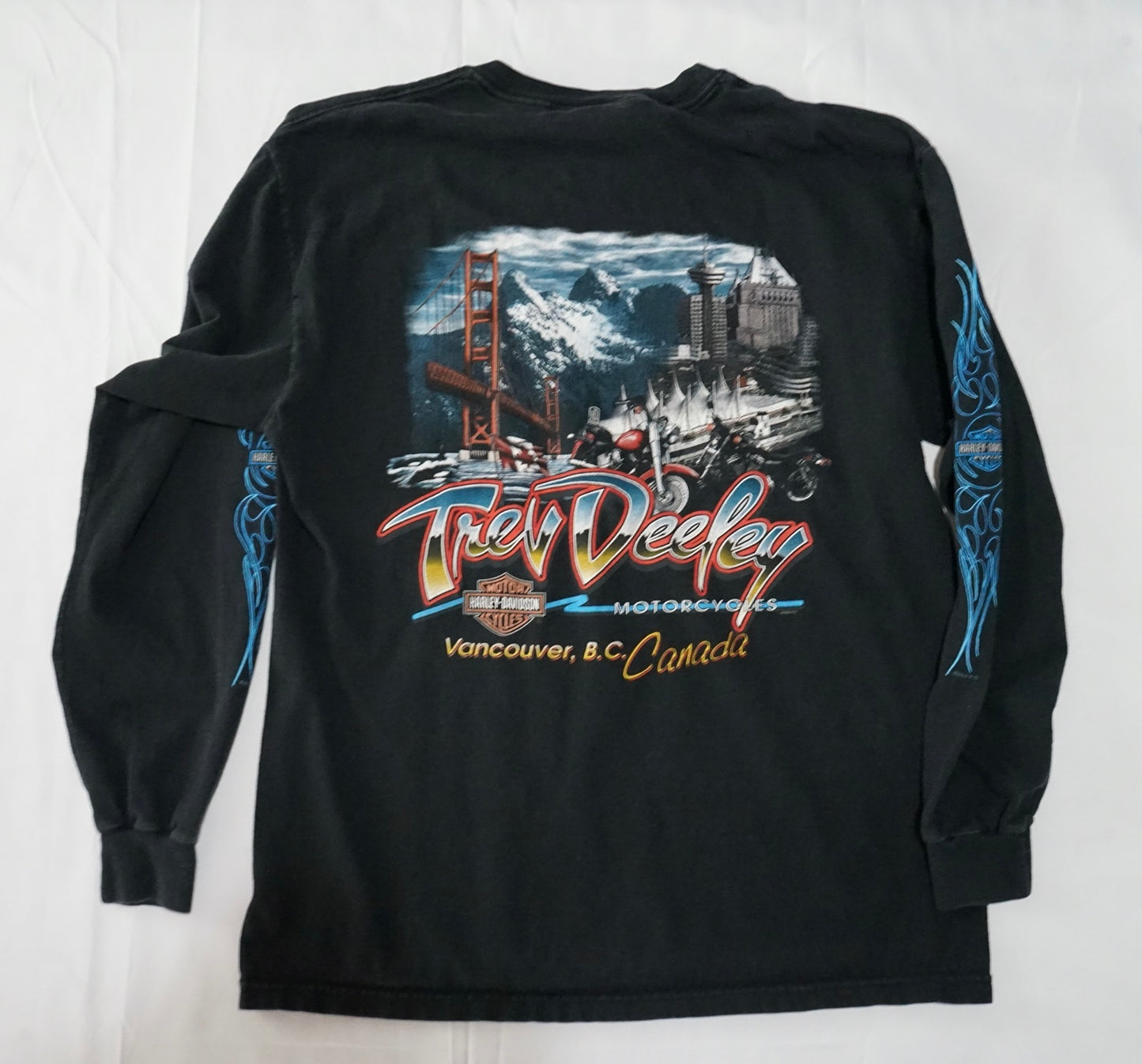 Vancouver HD Long Sleeve